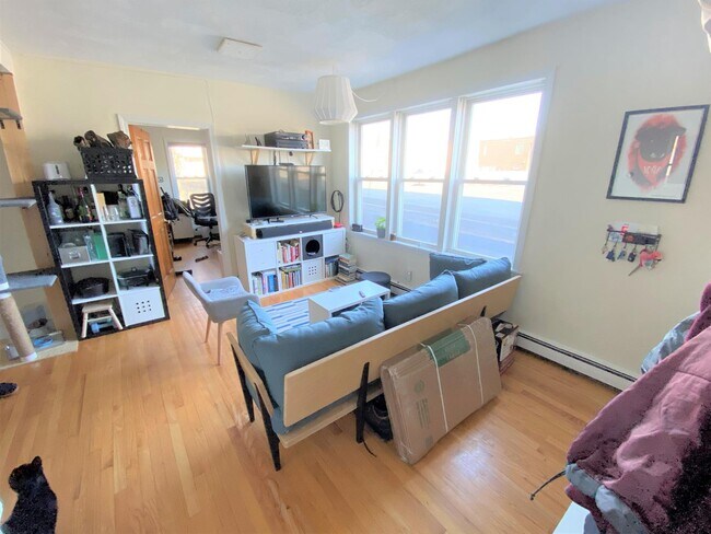 Foto del edificio - 187 Brookline St