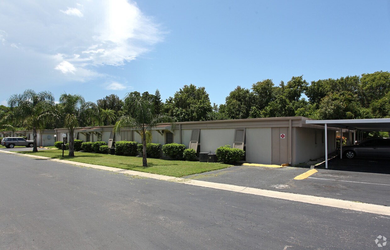 Primary Photo - Southron Apartments