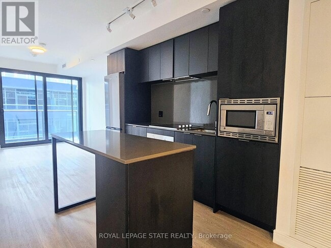 Photo du bâtiment - 1 Jarvis St