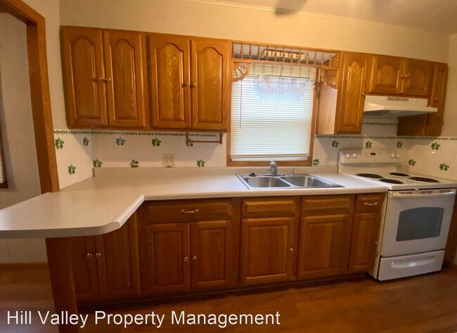 Foto del edificio - 2 br, 1 bath House - 2304 S 10 1/2 St