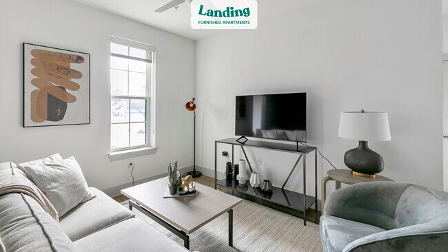 Building Photo - 400 S Hall St