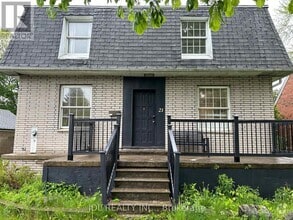 Building Photo - 21 Squires Ave
