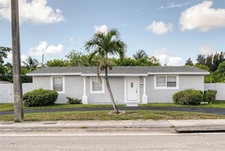 Building Photo - 1402 NW 19th St