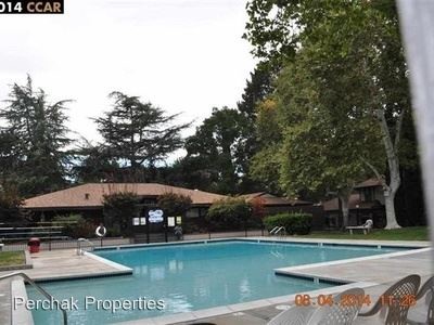 Building Photo - 5442 Roundtree Ct