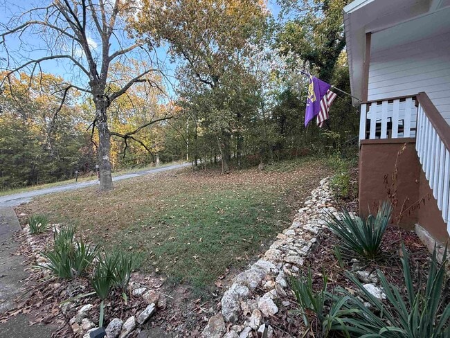 Building Photo - 14 Broken Bow Dr