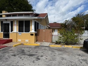 Building Photo - 1929 Fillmore St