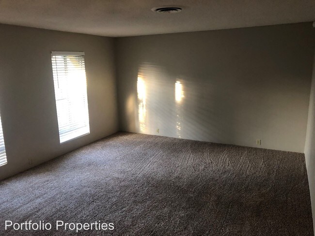 Foto del edificio - 3 br, 2 bath House - 4701 COLUMBUS ST. # A