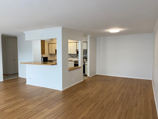 Foto del edificio - 1605 E Central Rd