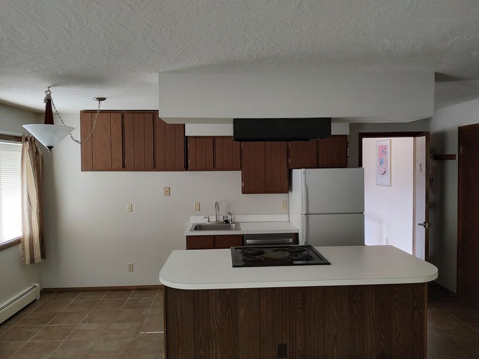 Primary Photo - 240 La Bonte St