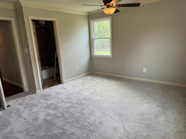 Foto del edificio - 641 Harpeth Bend Dr