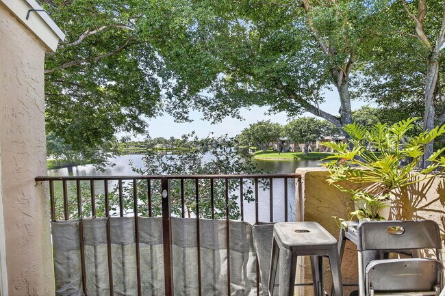 Foto del edificio - 2361 NW 96th Terrace