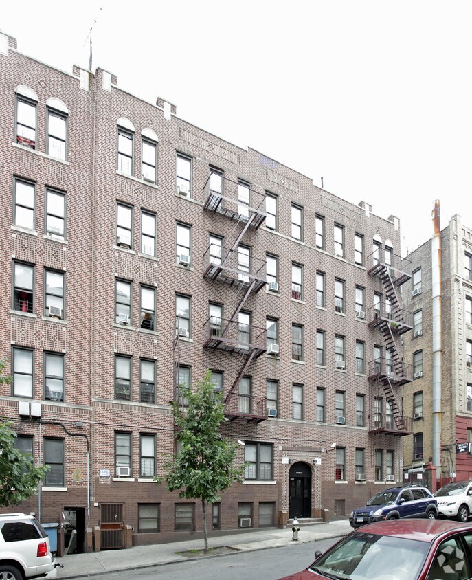 Building Photo - 1775 Eastburn Ave