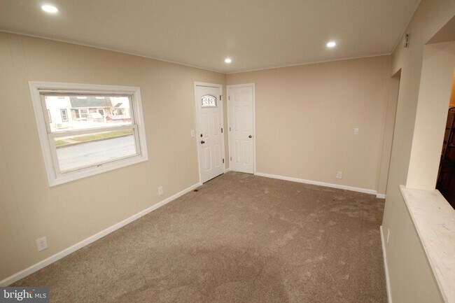 Foto del edificio - 424 Manor Pl