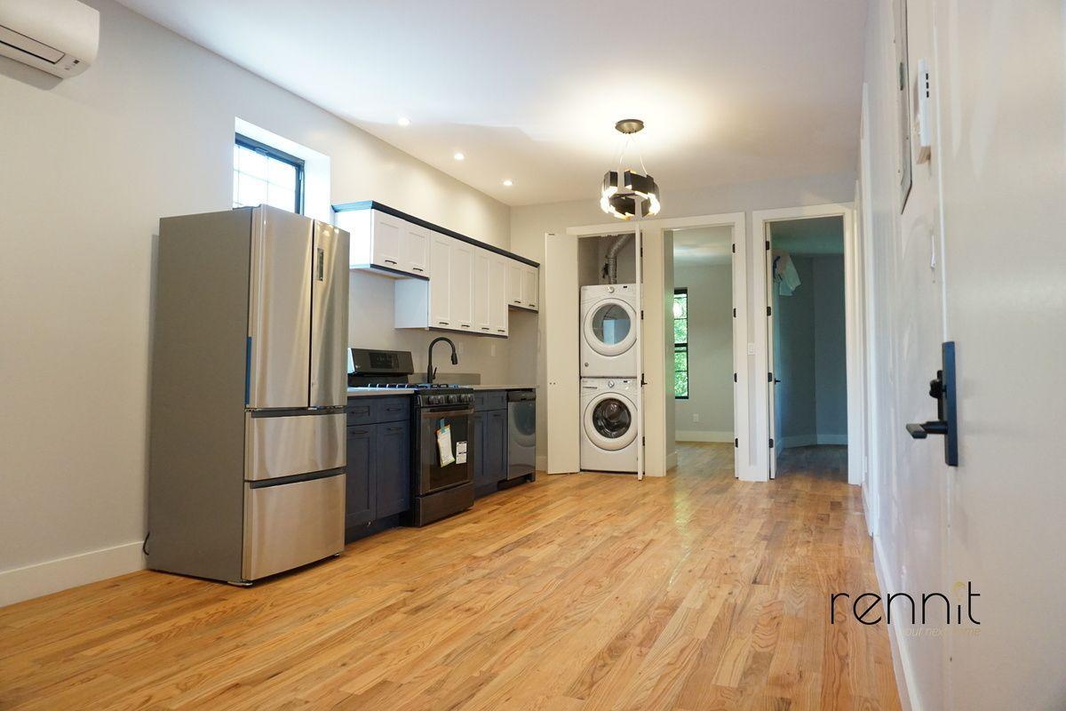 Primary Photo - 254 Patchen Ave