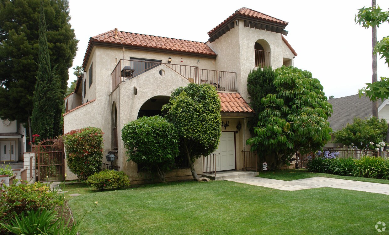 Building Photo - 88 San Marino Ave