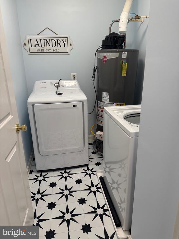 Building Photo - 1402 Blue Heron Dr