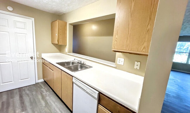 Foto del edificio - 3203 Fairington Ridge Cir