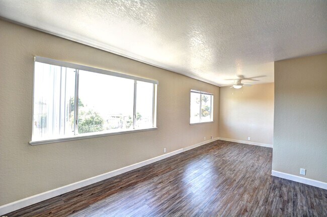 Foto del edificio - 18854-18858p