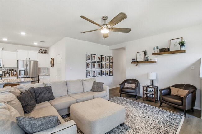 Foto del edificio - 1540 Princeton Dr