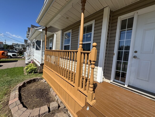 Building Photo - 26 Chablis Ct