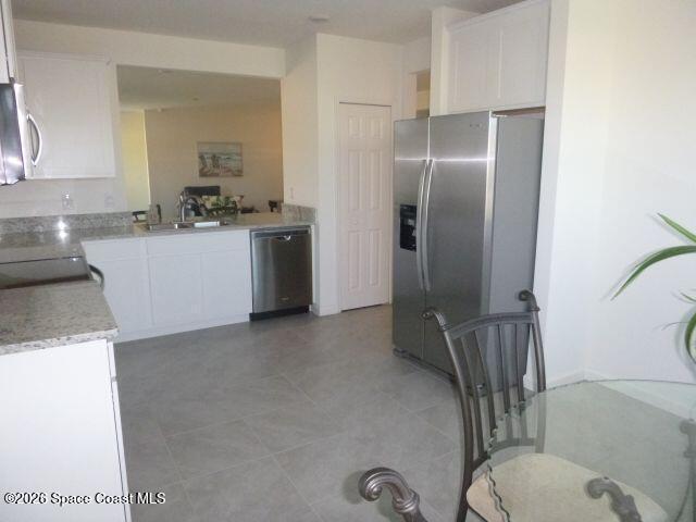 Foto del edificio - 7349 Tourmaline Dr