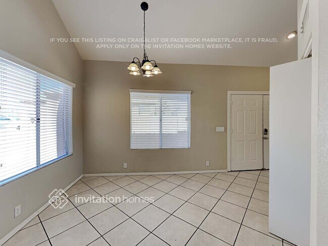 Foto del edificio - 8849 W Fairmount Ave