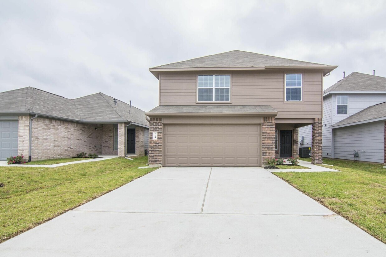 Foto principal - 5714 Plantation Forest Dr