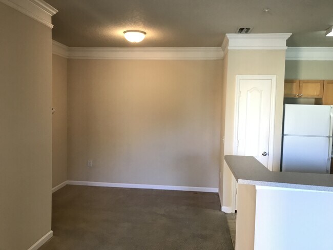 Building Photo - Rare Mirabella 3 Bedroom, 2 Bath Condo for...