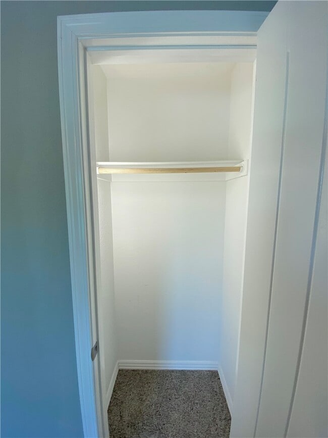 Building Photo - 133 S Pinyon Point