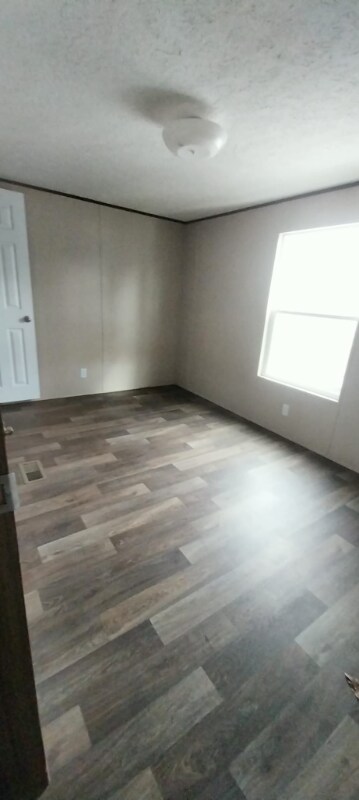 Foto del edificio - 1075 Sweeten Creek Rd