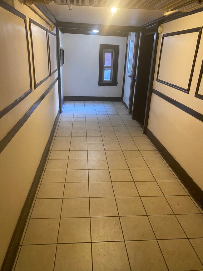 7714 S South Shore Dr Unit 1B, Chicago, IL 60649 Apartments in