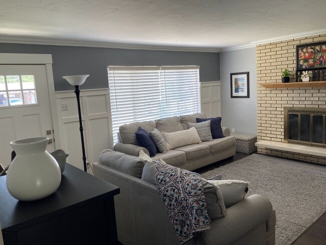 Photo - 7168 S 1700 E House