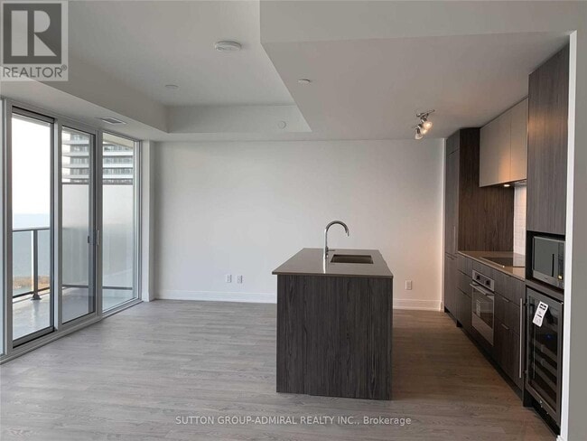 Building Photo - 70 Annie Craig Dr