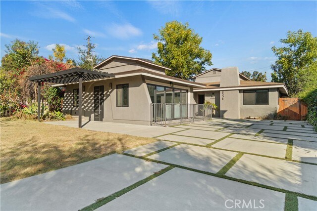 Foto del edificio - 4536 Maycrest Ave