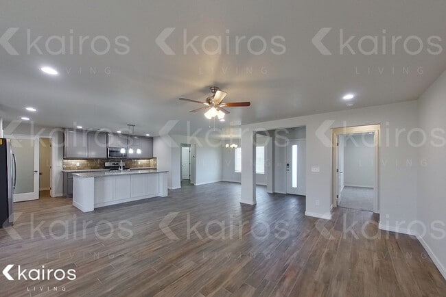 Foto del edificio - 2806 Daytona Ave