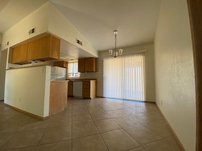 Building Photo - Single family home in Henderson