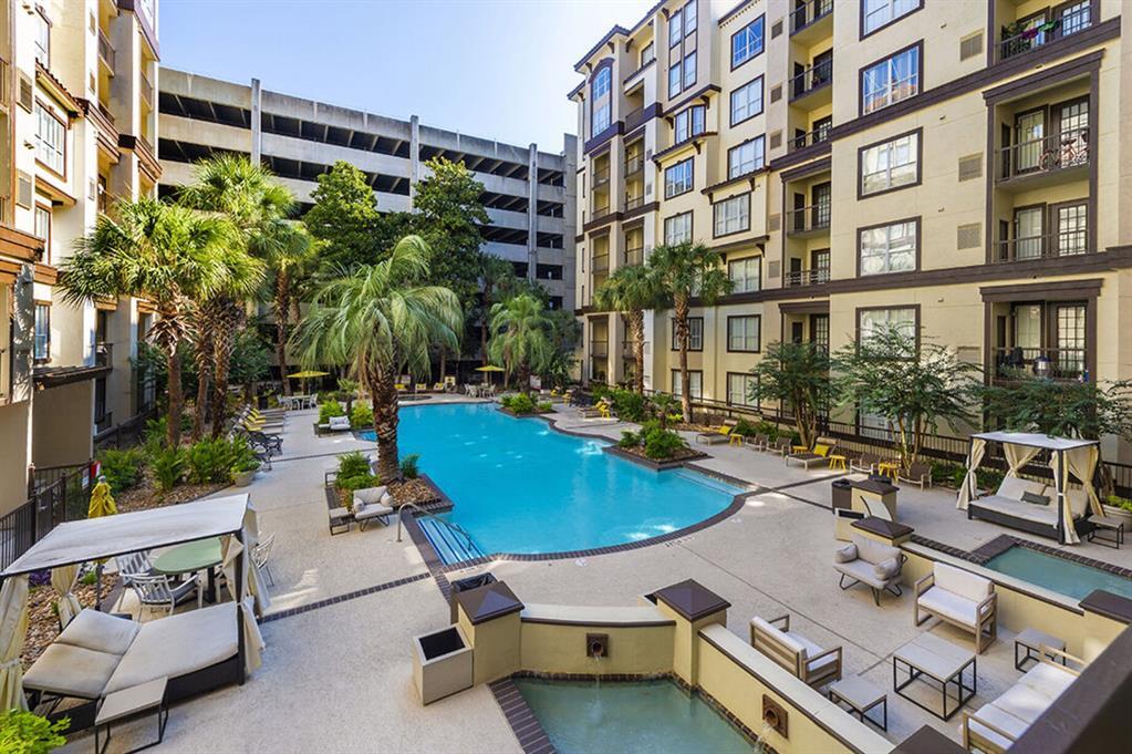 Foto principal - 4001 Fannin St