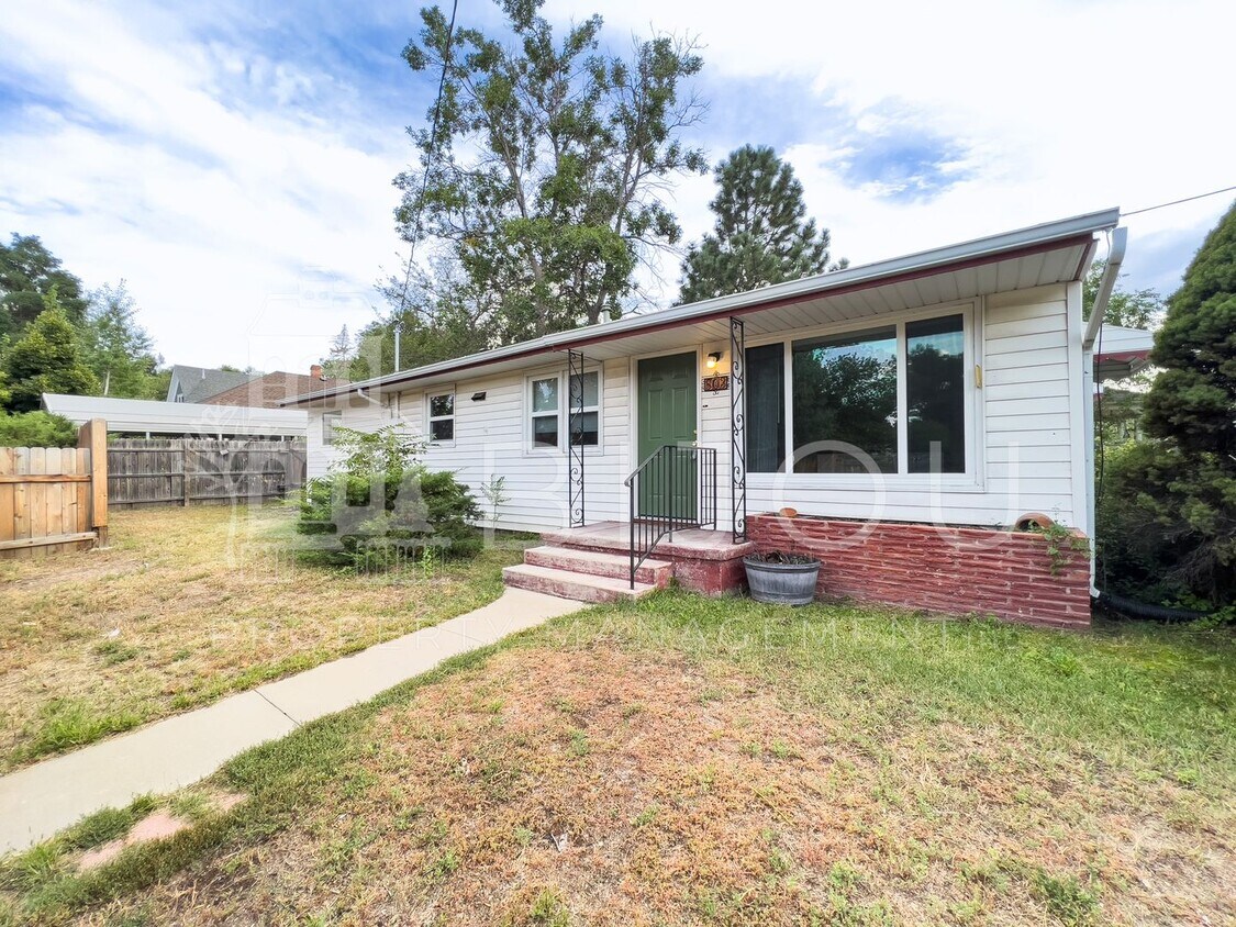 803 E Willamette Ave, Colorado Springs, CO 80903 House Rental in