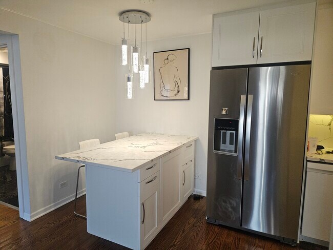 Foto del edificio - 5113 N East River Rd