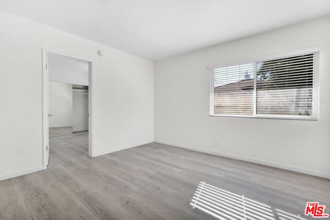 Foto del edificio - 7228 Allott Ave