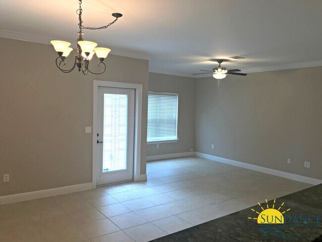 Building Photo - 485 Westgate Way