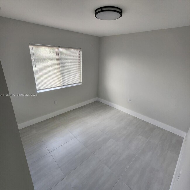 Foto del edificio - 1171 NW 66th St