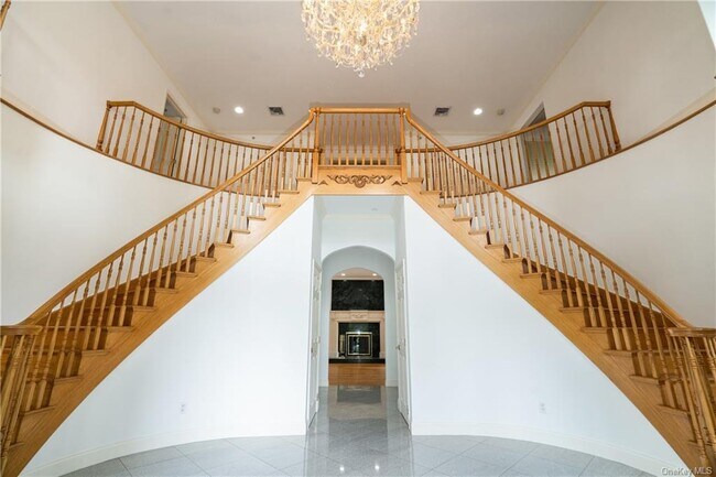 Foto del edificio - 184 Heatherdell Rd