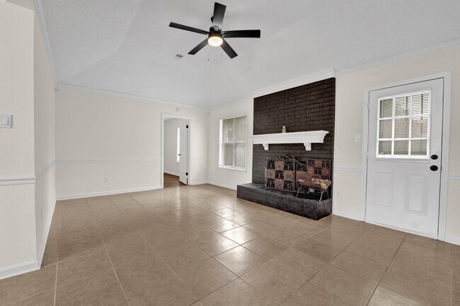 Building Photo - 6531 Goldeneye Dr
