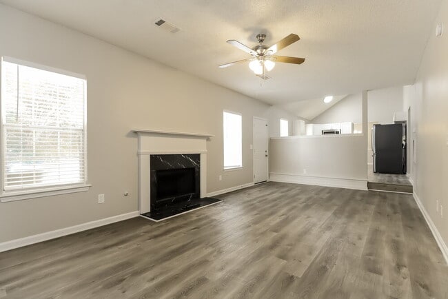 Foto del edificio - 4710 Idlewood Gate