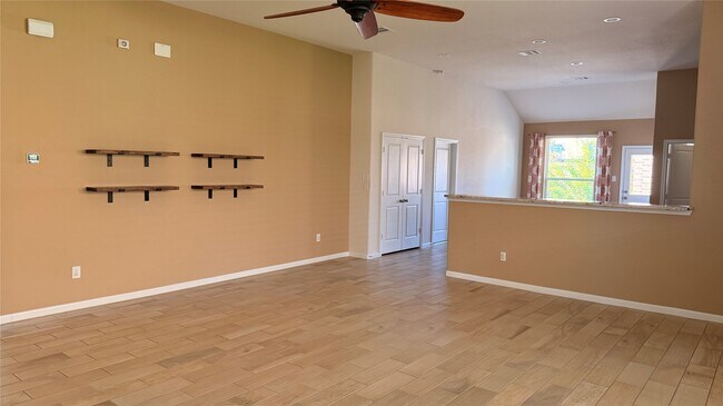 Building Photo - 6723 Barrington Crk Trce