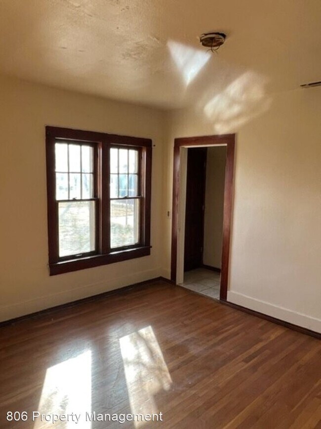 Foto del edificio - 2 br, 1 bath House - 515 W Main St