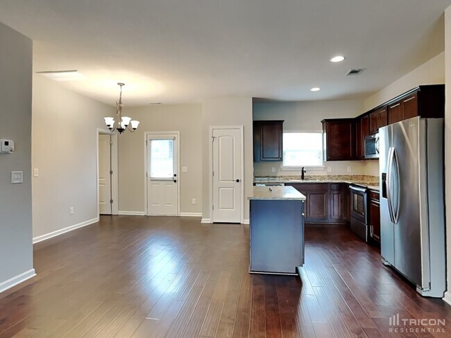Foto del edificio - 539 Smoky Mountains Dr