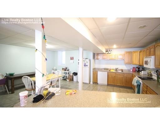 Foto del edificio - 1476 Beacon St