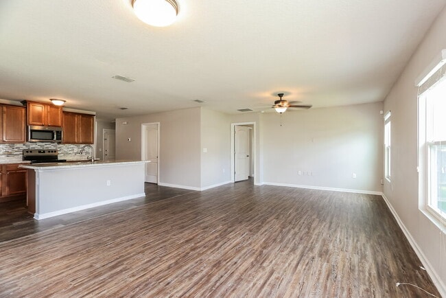 Building Photo - 2067 Tyson Lake Dr